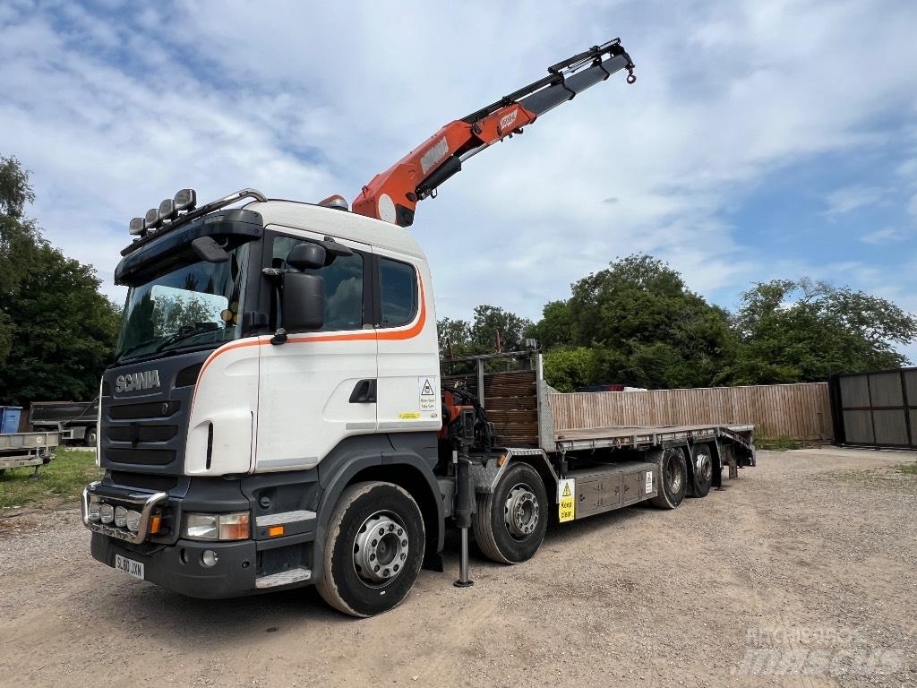 Scania R 400 Vlakke laadvloer met kraan