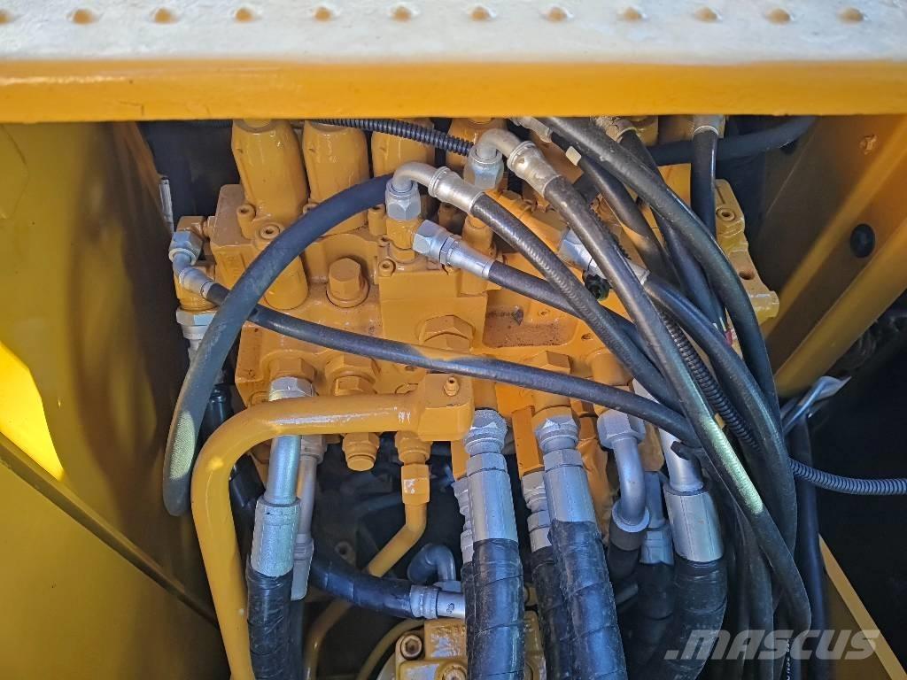 CAT 312 D Rupsgraafmachines