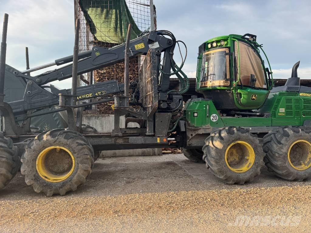 John Deere 1110 G Forwarders