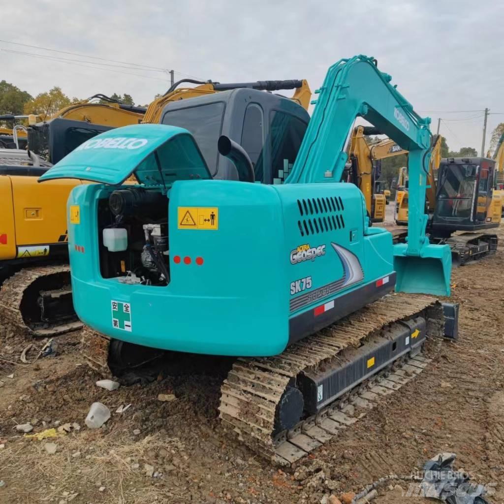Kobelco SK 75 Rupsgraafmachines