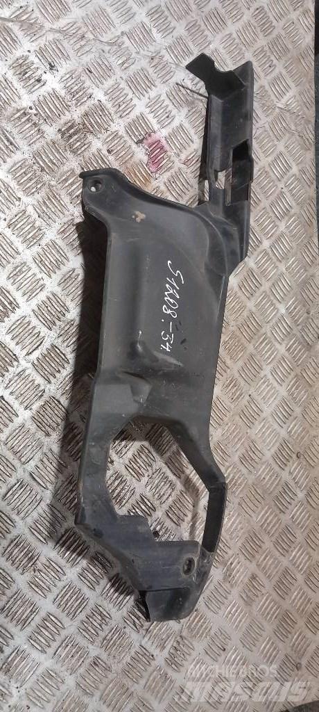 Scania 94 D.   1383618 Cabine en interieur