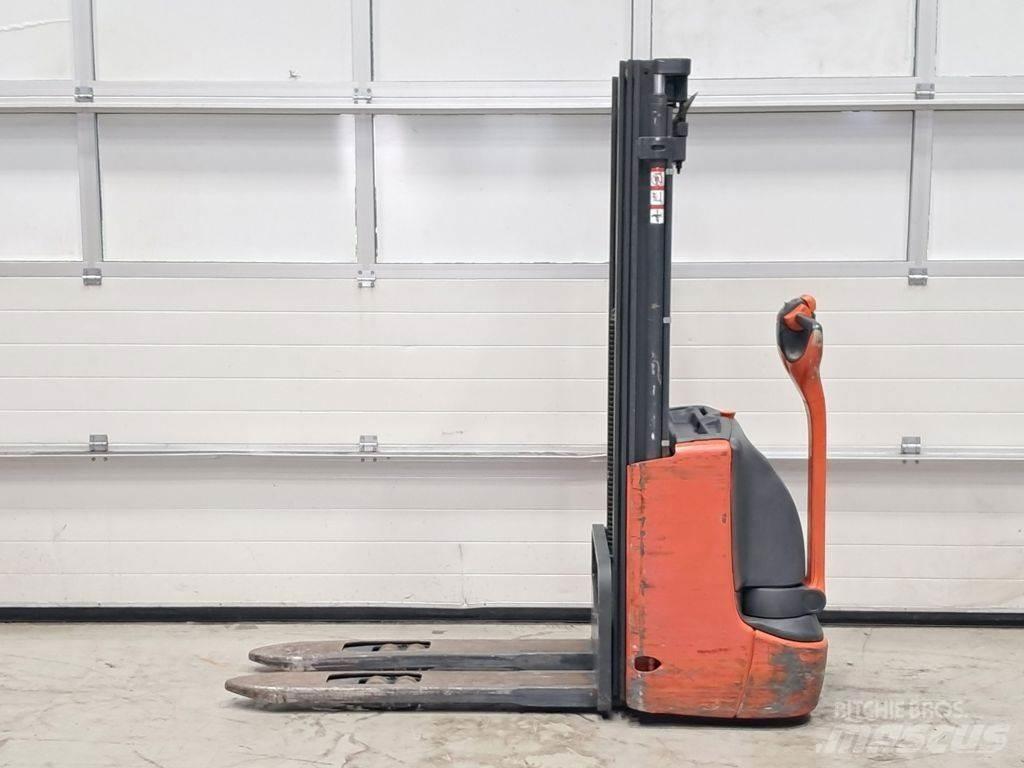 Linde L12 Stapelaar meeloop