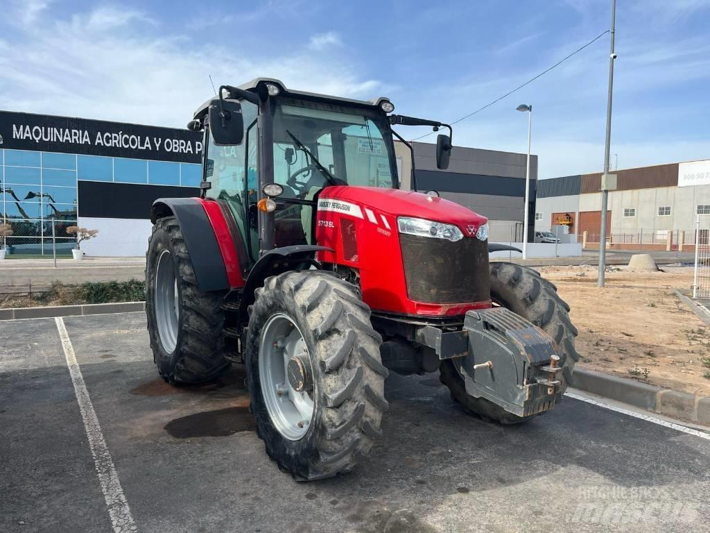 Massey Ferguson 5711 Tractoren