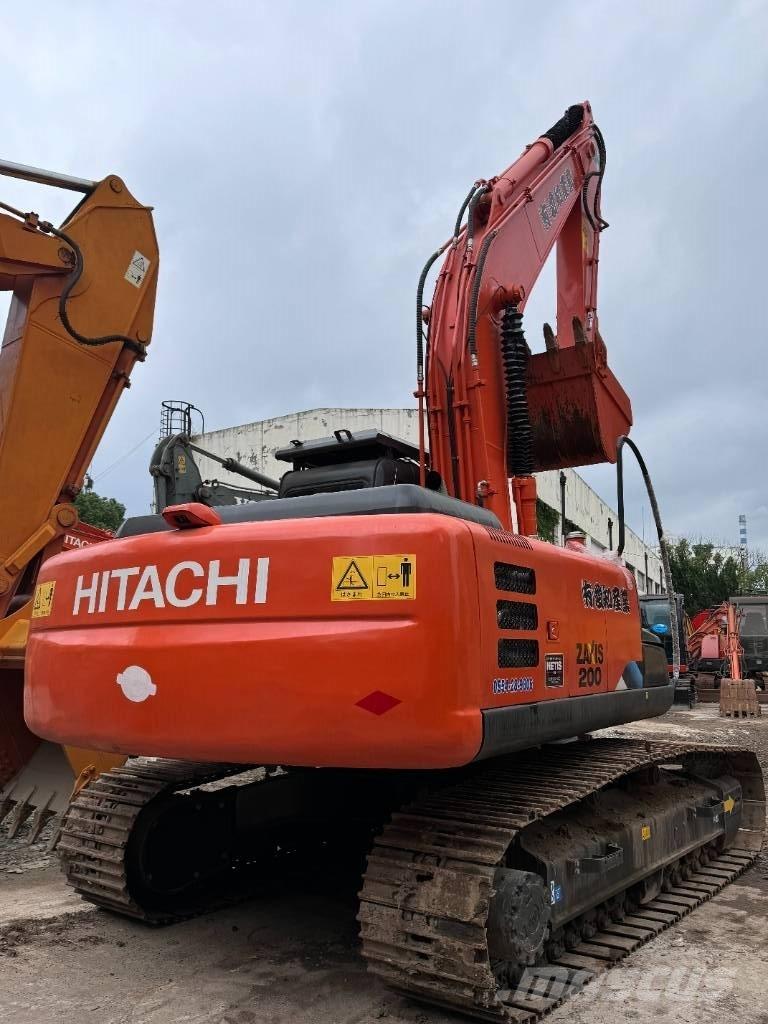 Hitachi ZX 200 Rupsgraafmachines