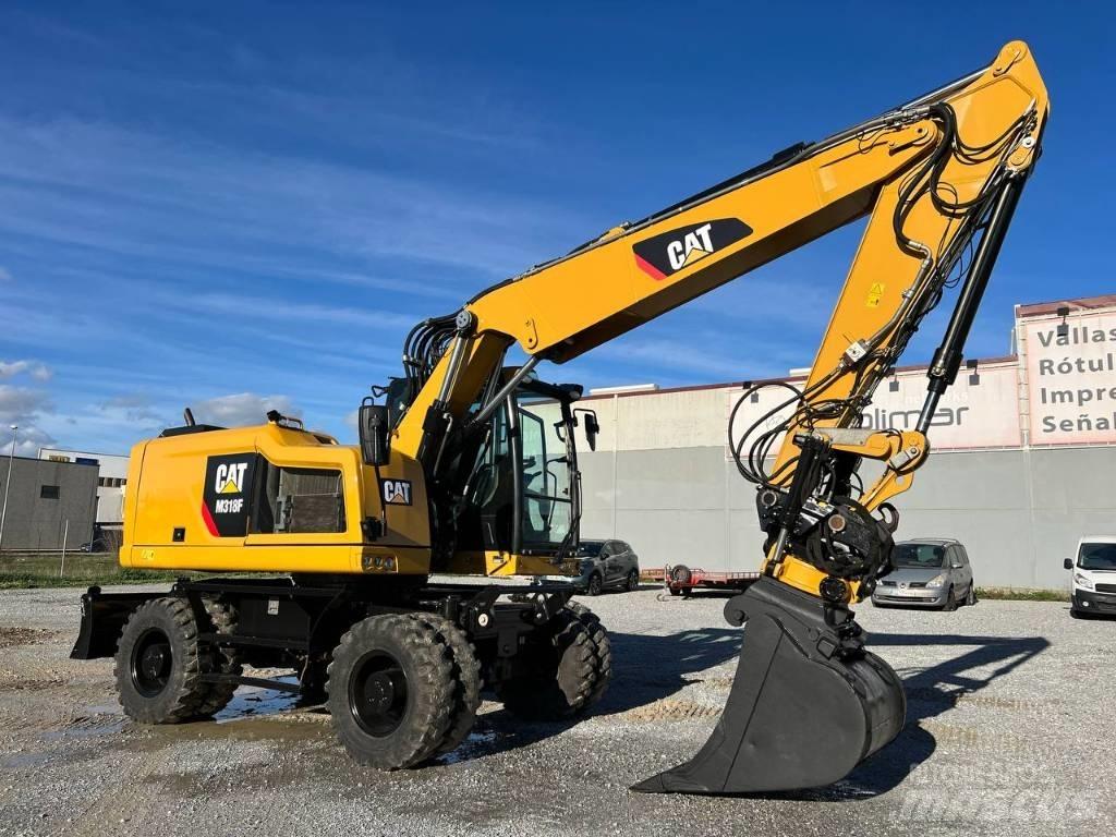 CAT M 318 F Wielgraafmachines
