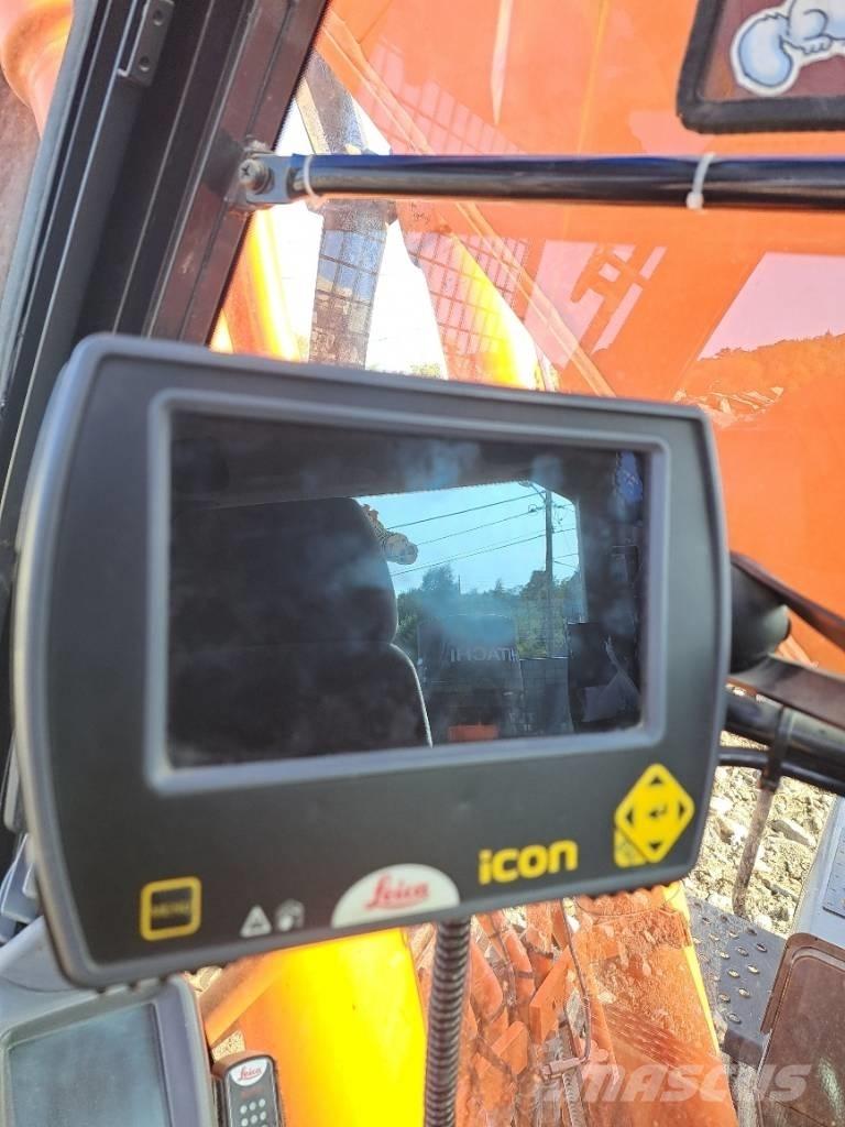 Hitachi ZX 300 LC-6 Rupsgraafmachines