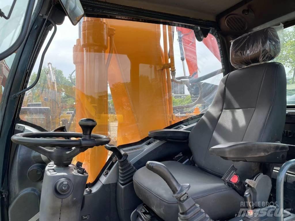 Hyundai R210W-9 Wielgraafmachines