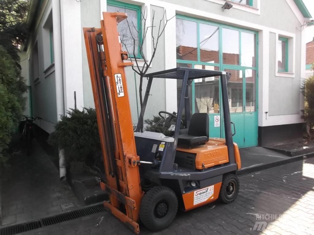 Toyota 3 FD 14 Diesel heftrucks