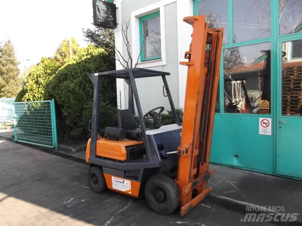 Toyota 3 FD 14 Diesel heftrucks