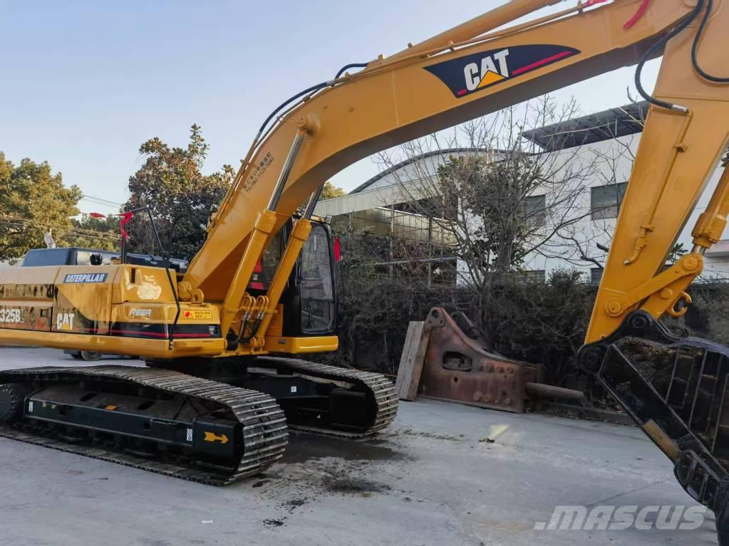 CAT 325 B Rupsgraafmachines