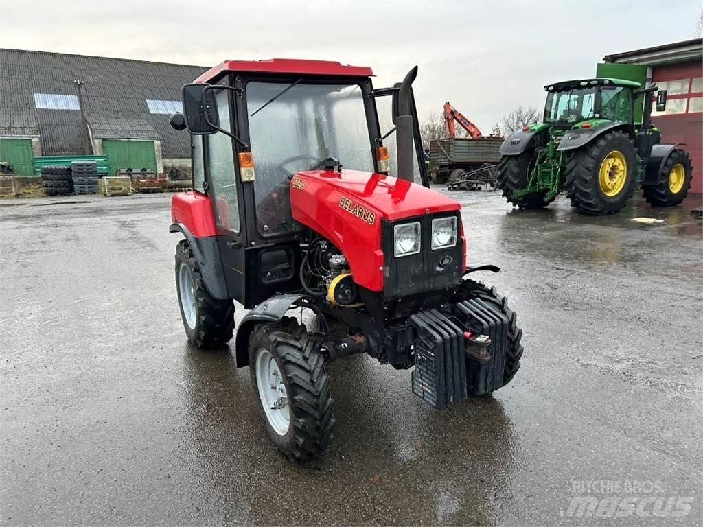 Belarus MTS 320 Tractoren