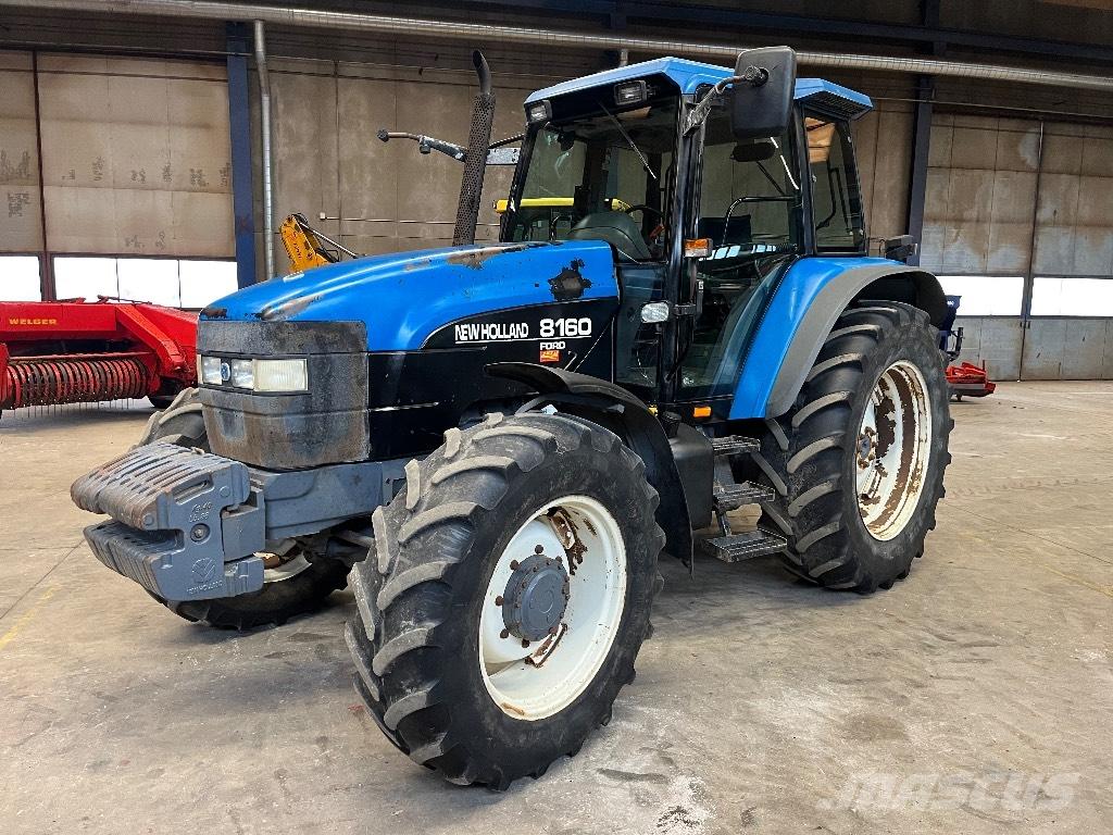 New Holland 8160 Tractoren