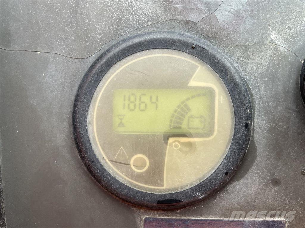 JLG 800AJ Knikarmhoogwerkers