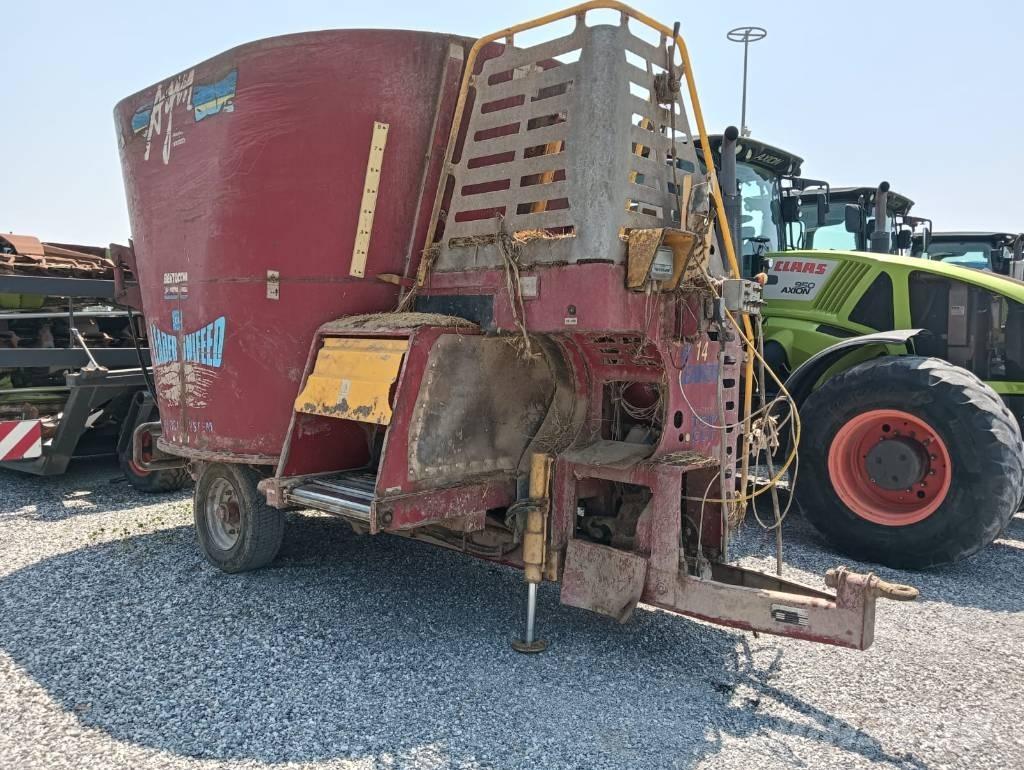AGM W14 MC Mengvoedermachines
