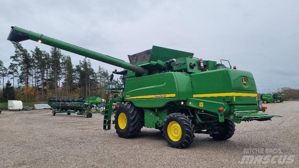 John Deere T670i Maaidorsmachines