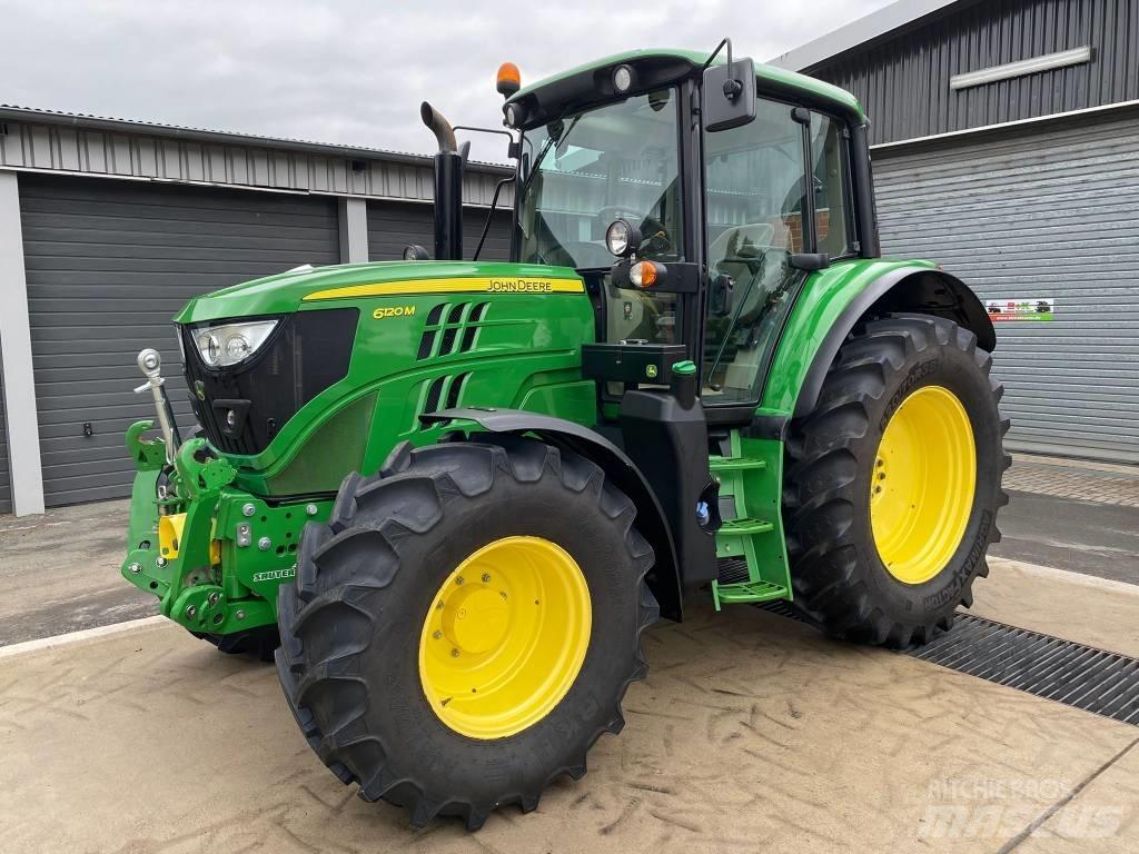 John Deere 6120 M Tractoren