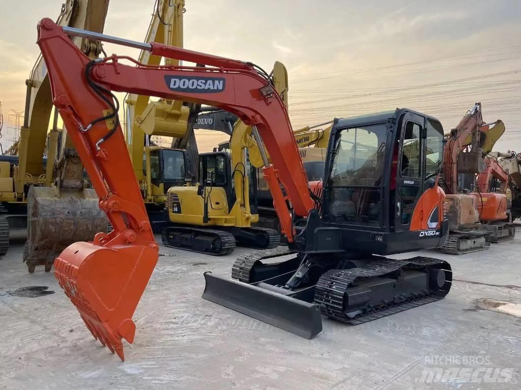 Doosan DX60 Rupsgraafmachines