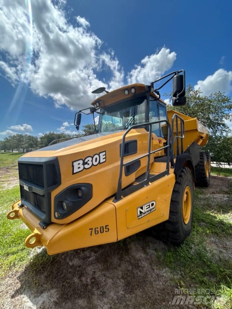 Bell B30E Knik dumptrucks