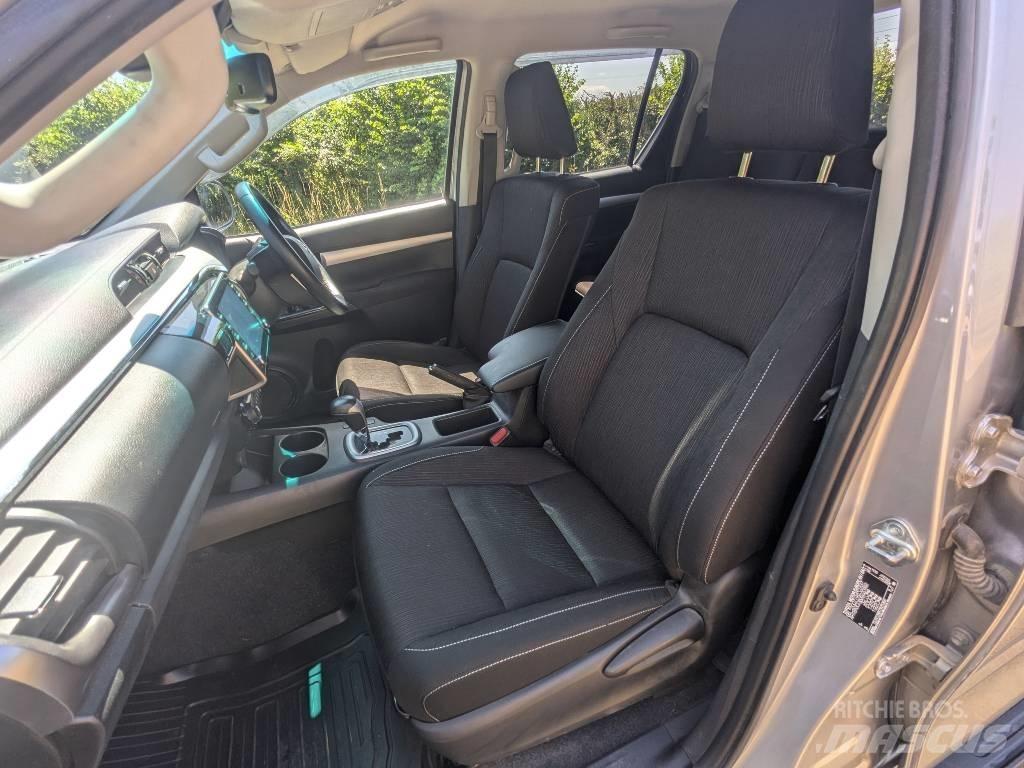 Toyota Hilux Bestelwagens met open laadbak
