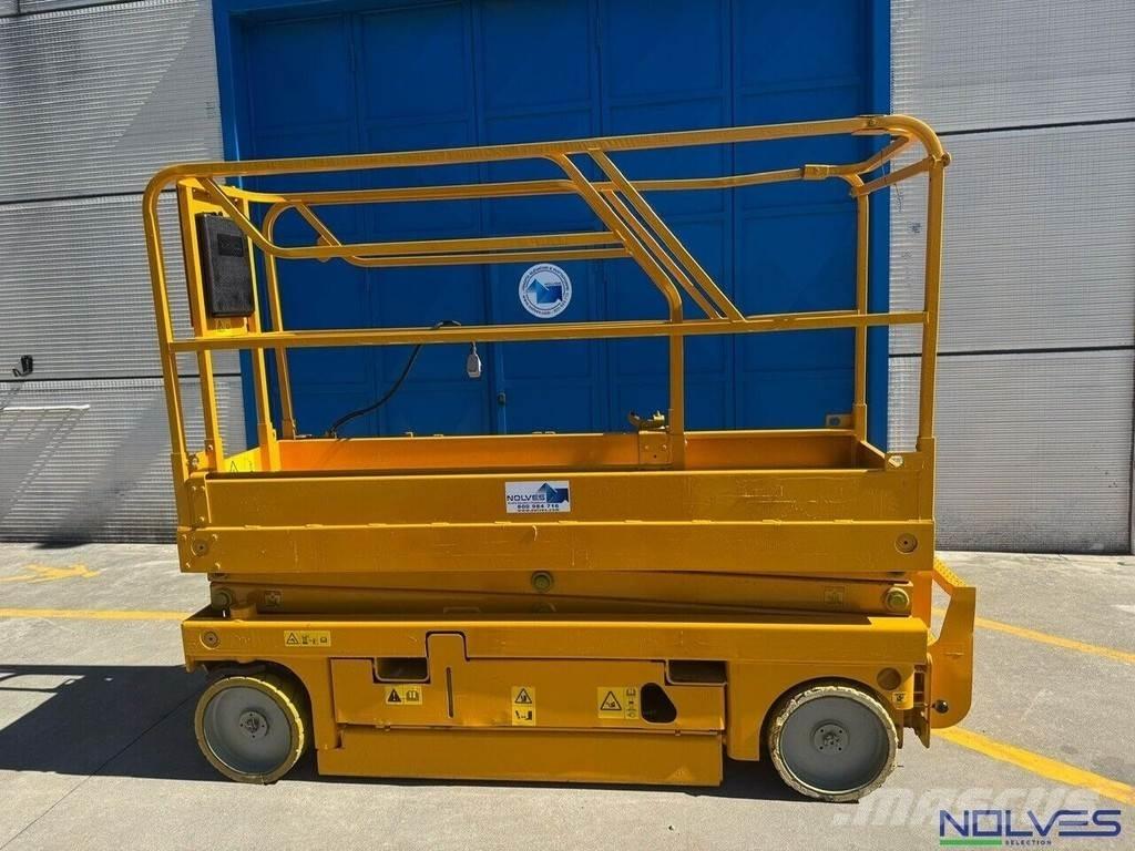 Haulotte COMPACT8 Schaarhoogwerkers