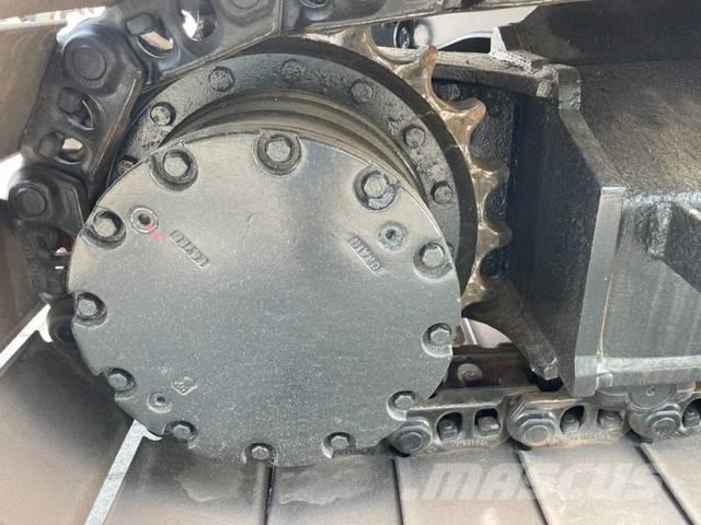 Hitachi ZX 135 UR Rupsgraafmachines