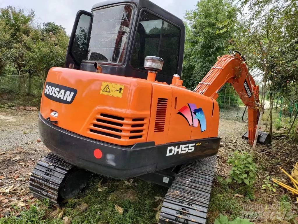 Doosan DH 55 Minigraafmachines < 7t