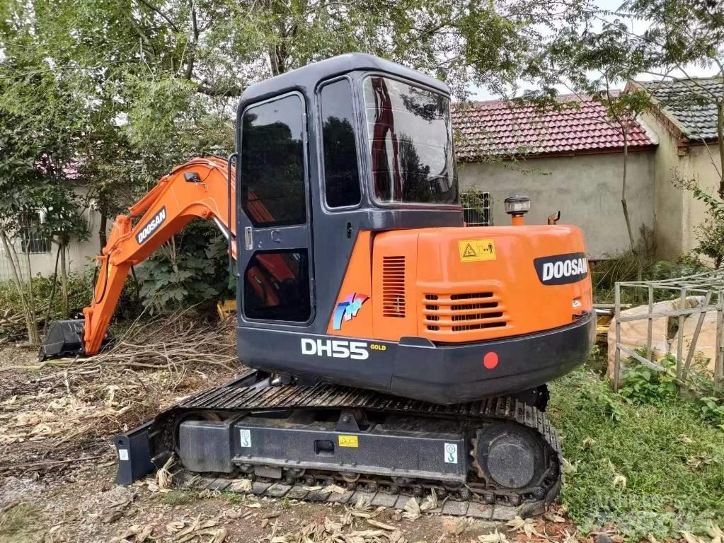 Doosan DH 55 Minigraafmachines < 7t