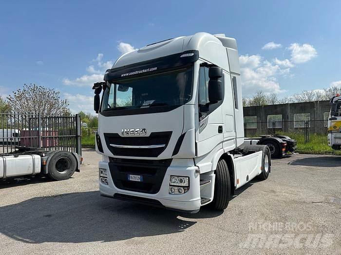 Iveco AS440E48 Trekkers