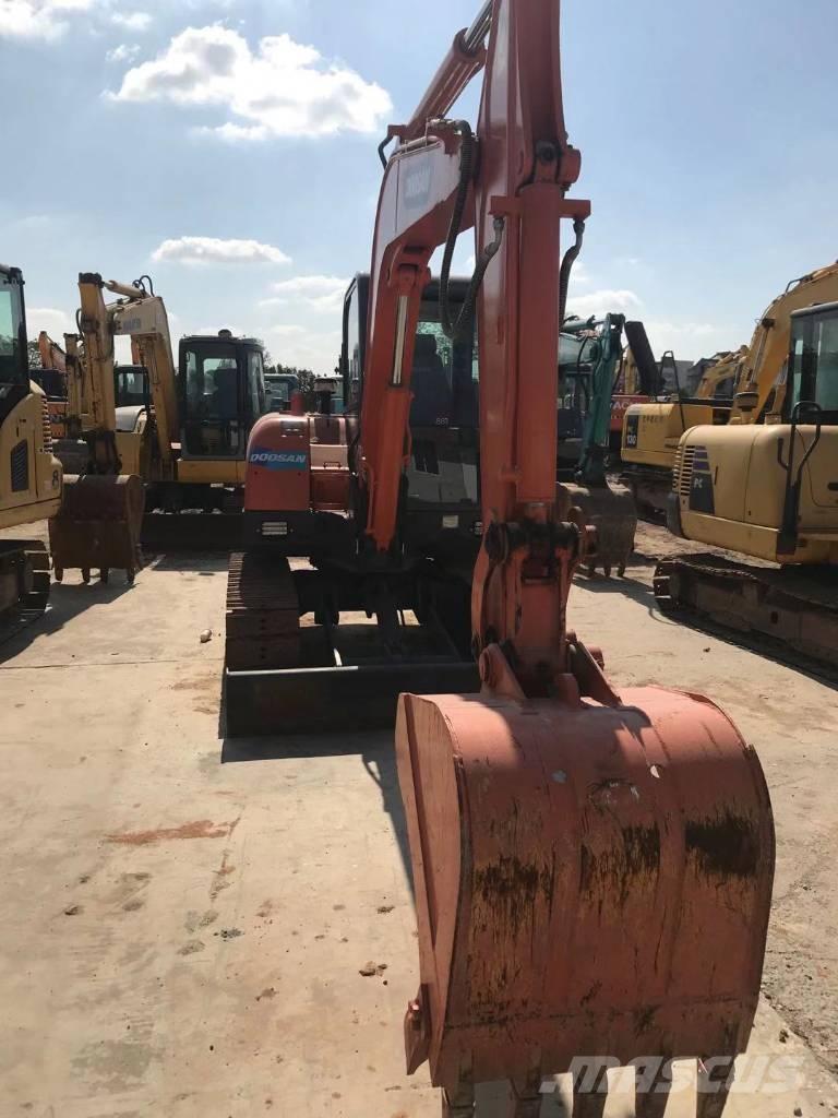 Doosan dx60 Rupsgraafmachines