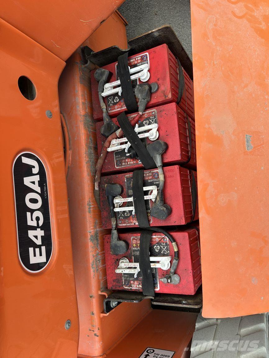 JLG E450AJ (2005) Knikarmhoogwerkers