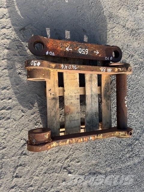 CNH EXCAVATOR LINKS Graafarmen