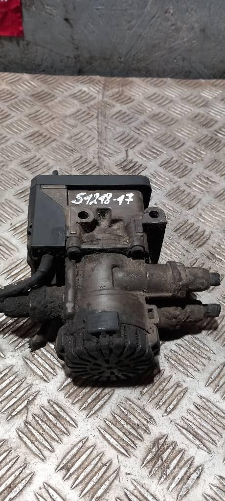 Scania R 440   1879275 Remmen