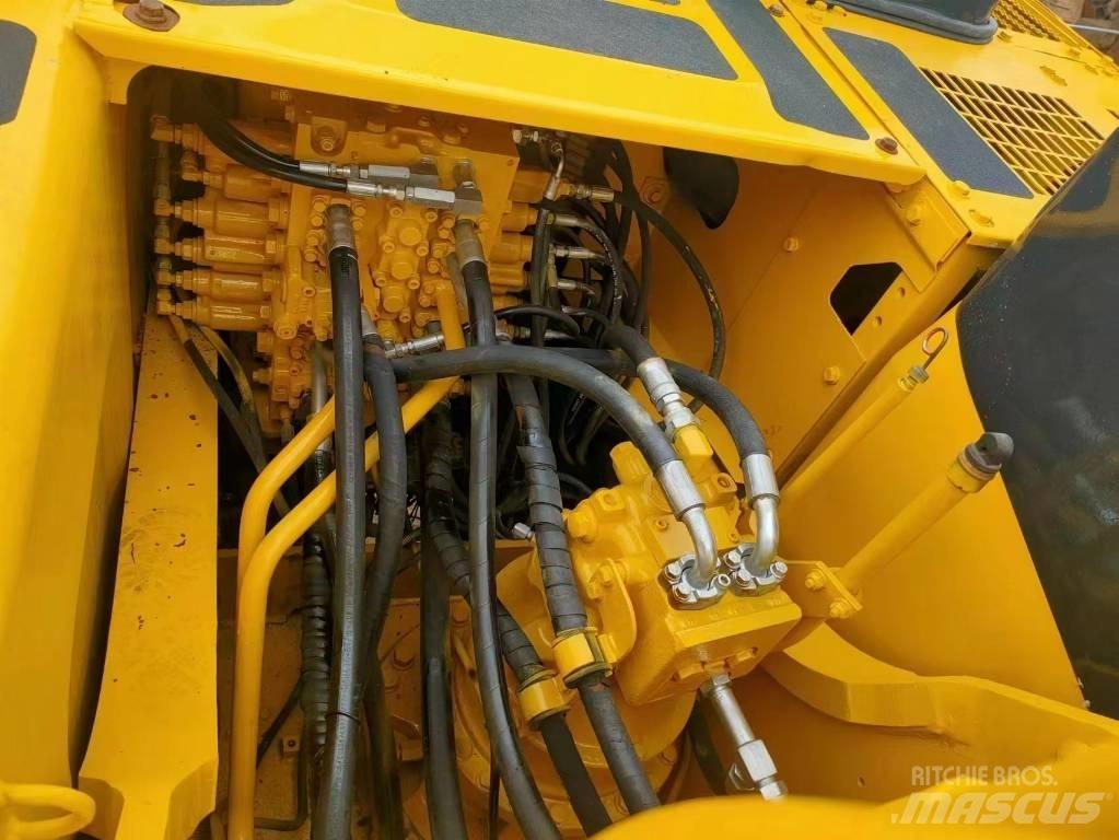 Komatsu PC 220-7 Rupsgraafmachines