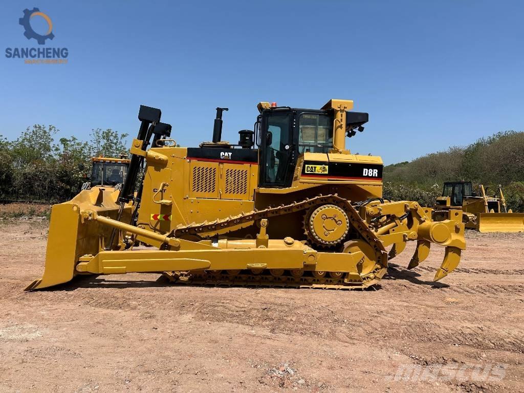 CAT D8R Rupsdozers