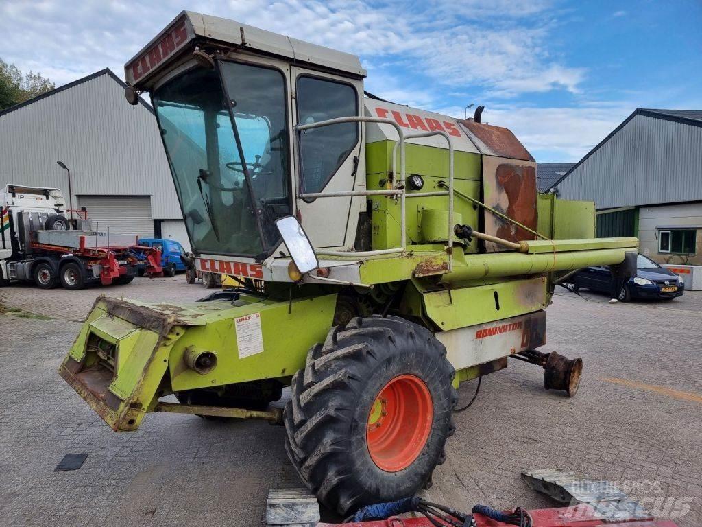 CLAAS 68s Maaidorsmachines