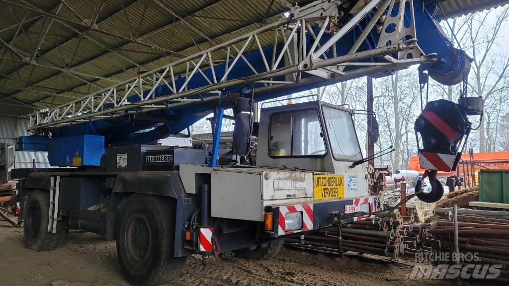 Liebherr LTM 1025 Kranen voor alle terreinen