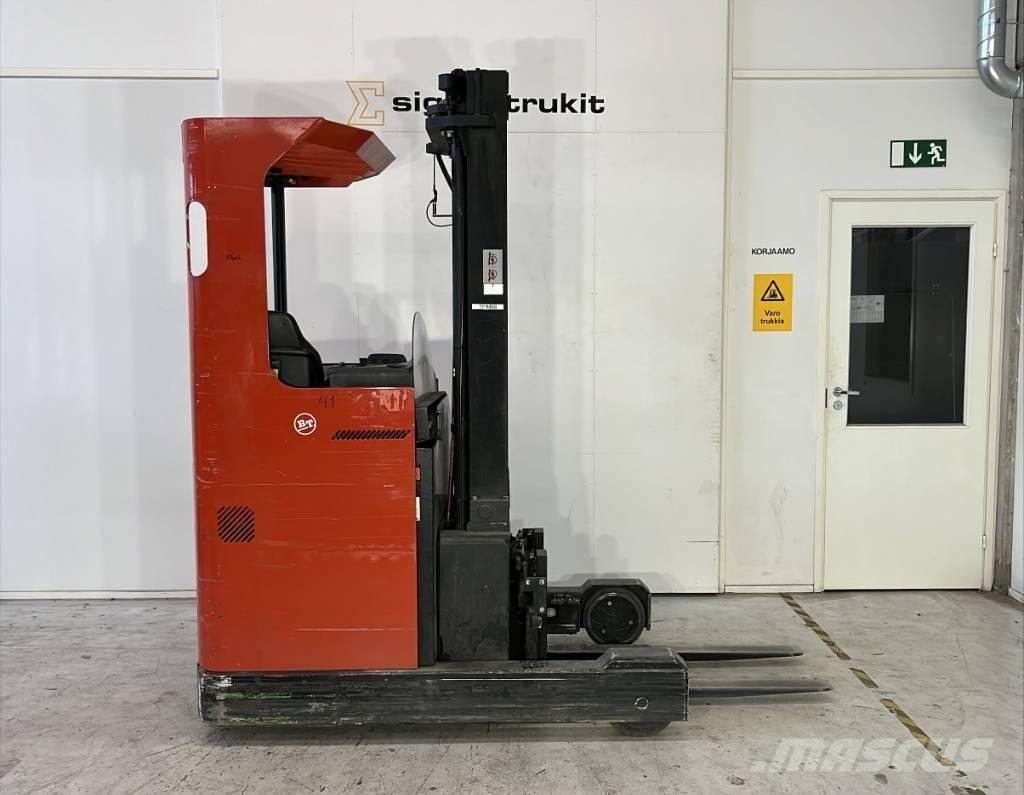 BT RR M 14 Reachtruck voor hoog niveau