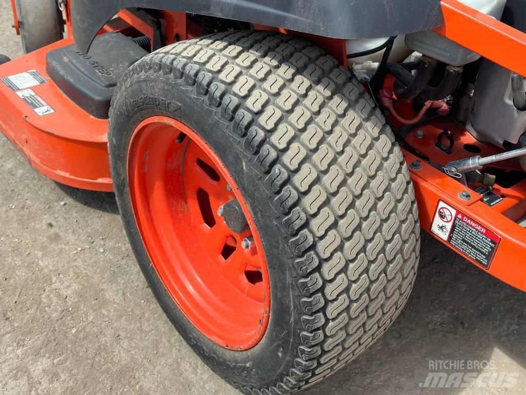 Kubota Z121S Zero-turn grasmaaiers