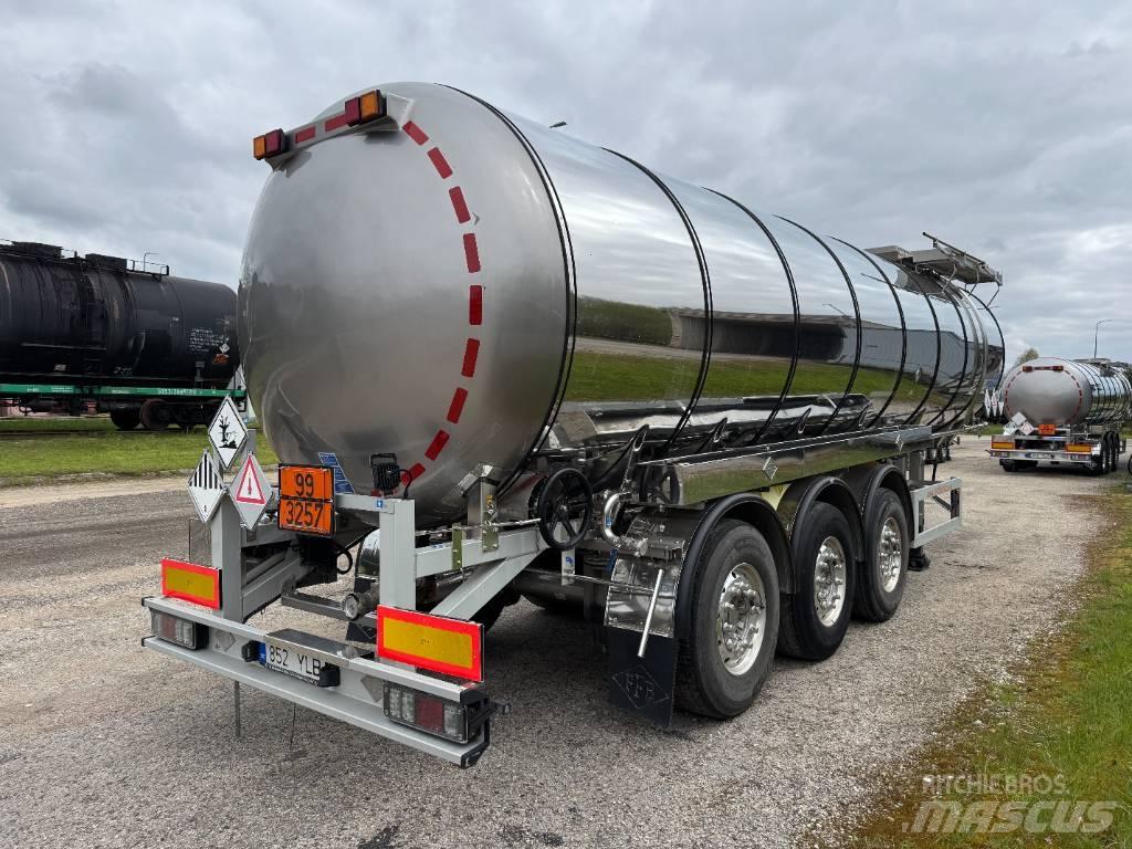 Feldbinder TSA 32.3 Tankwagen