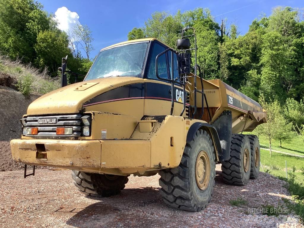 CAT 725 Knik dumptrucks