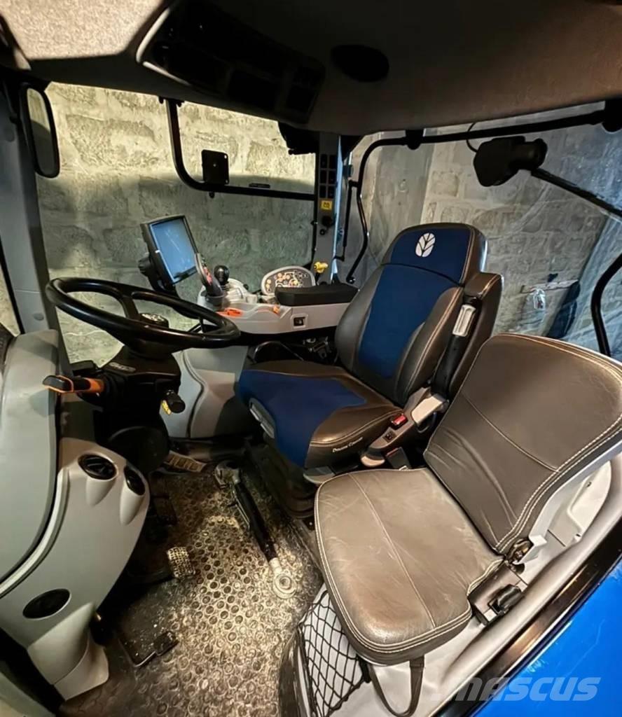 New Holland T 7.225 Tractoren