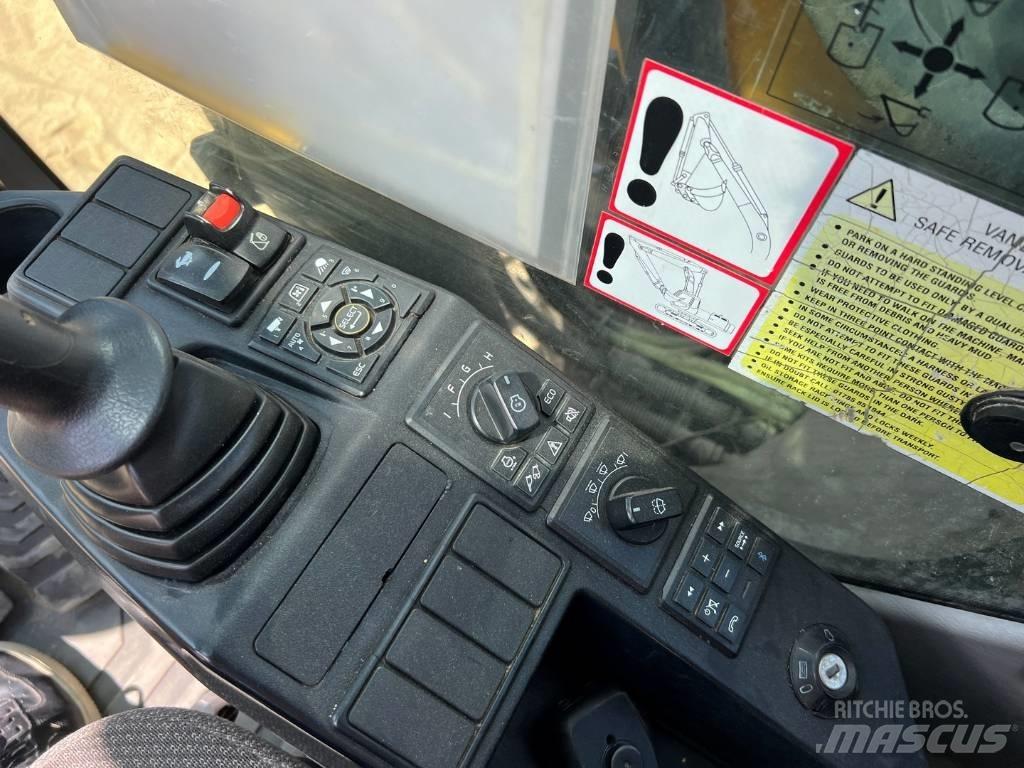 Volvo EC 220 DL Rupsgraafmachines