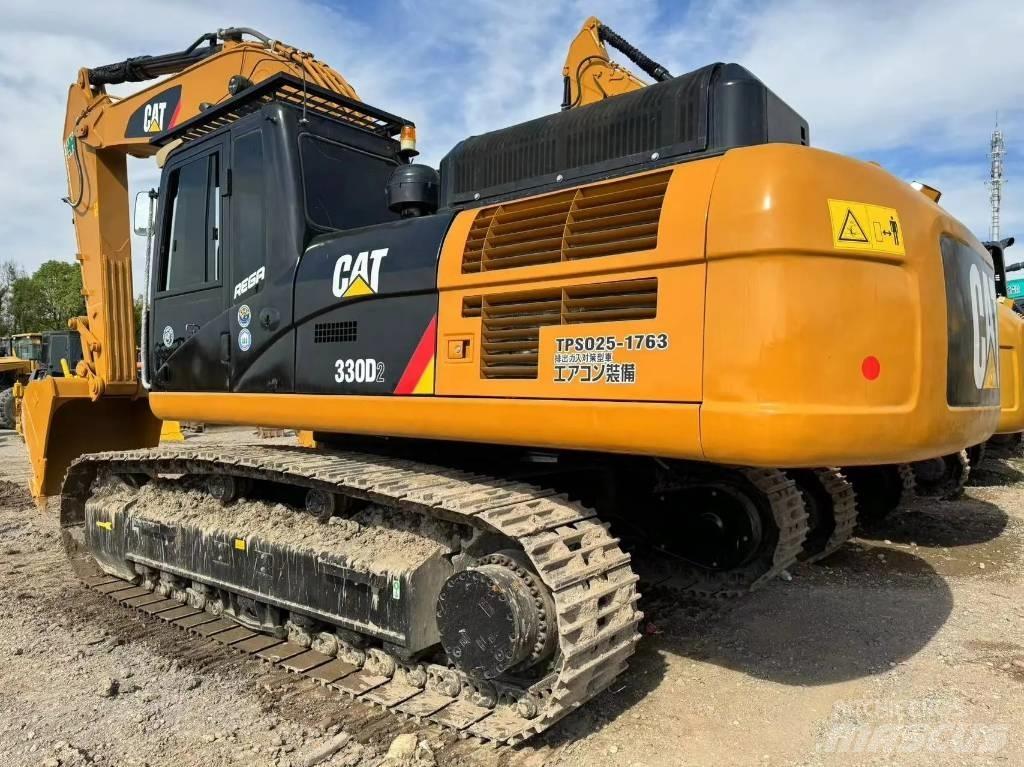 CAT 330 D2 Midigraafmachines 7t - 12t