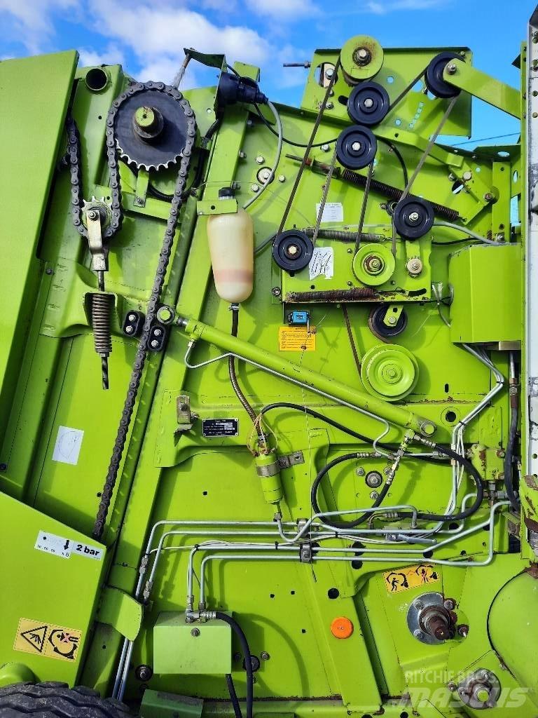 CLAAS Rollant 46 Ronde-balenpersen