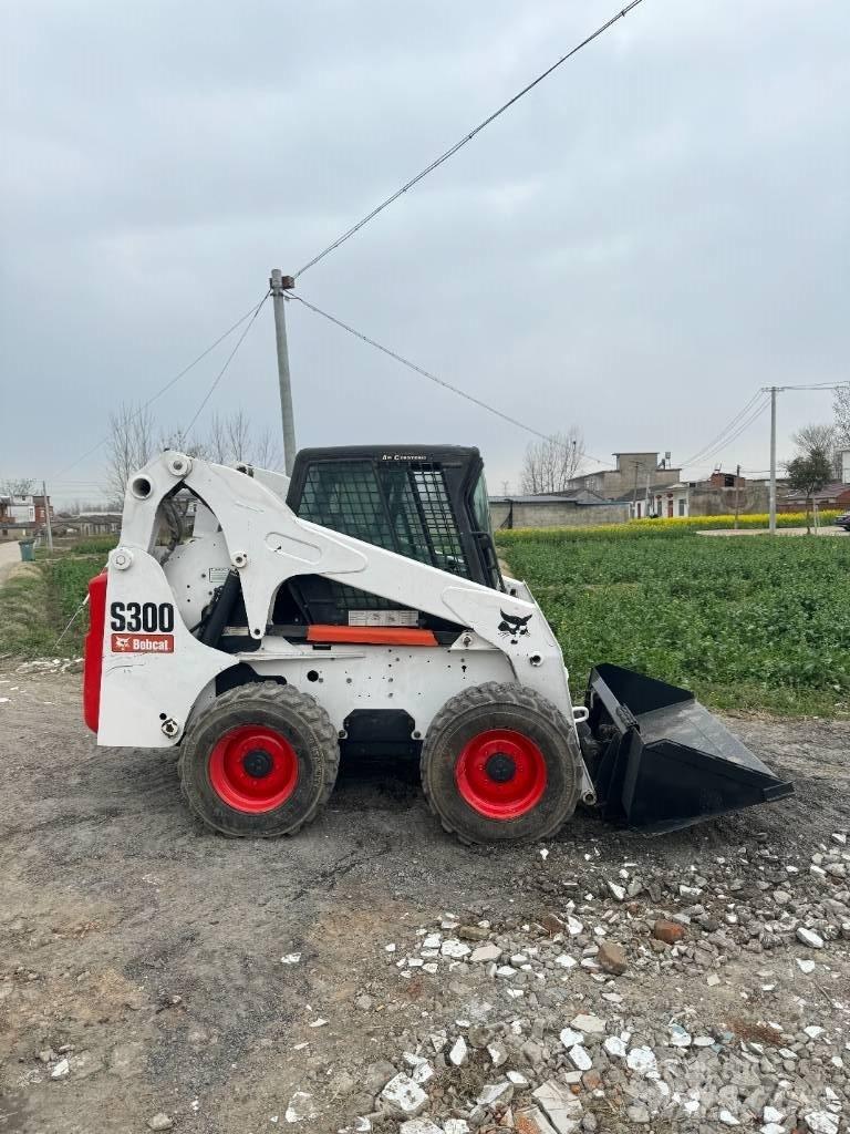 Bobcat S 330 Schrankladers