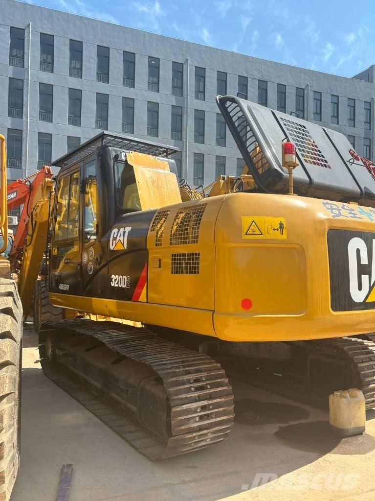 CAT 320D Rupsgraafmachines
