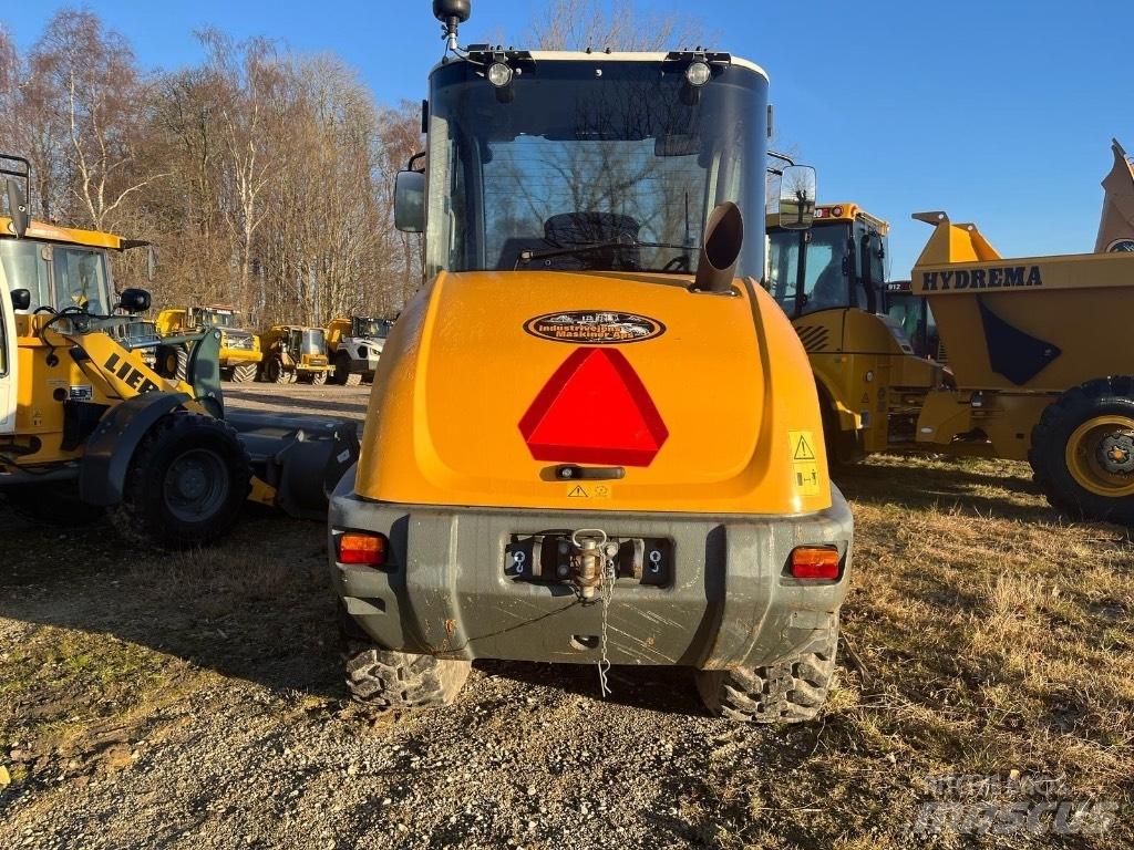 Liebherr L 506 Wielladers