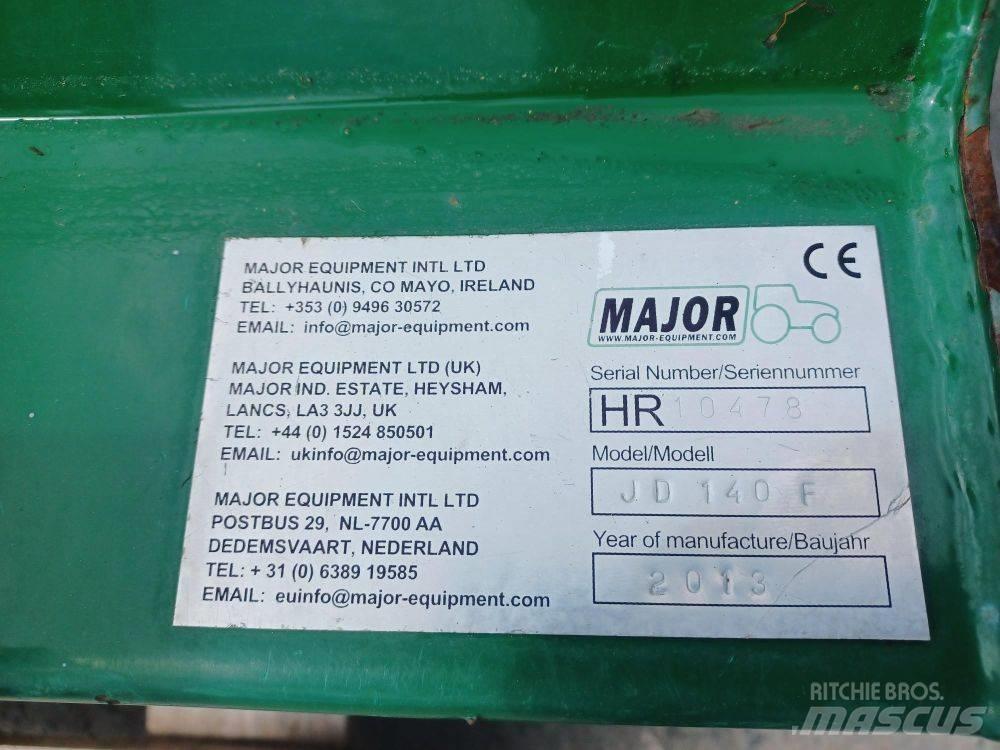 Major JD 140F Maaiers