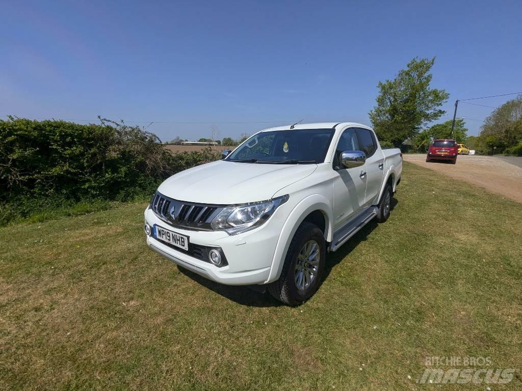 Mitsubishi L 200 Bestelwagens met open laadbak