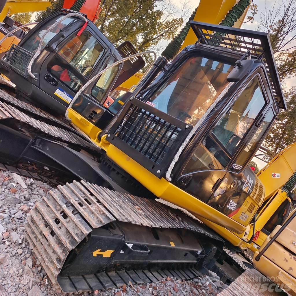 CAT 320 D Rupsgraafmachines